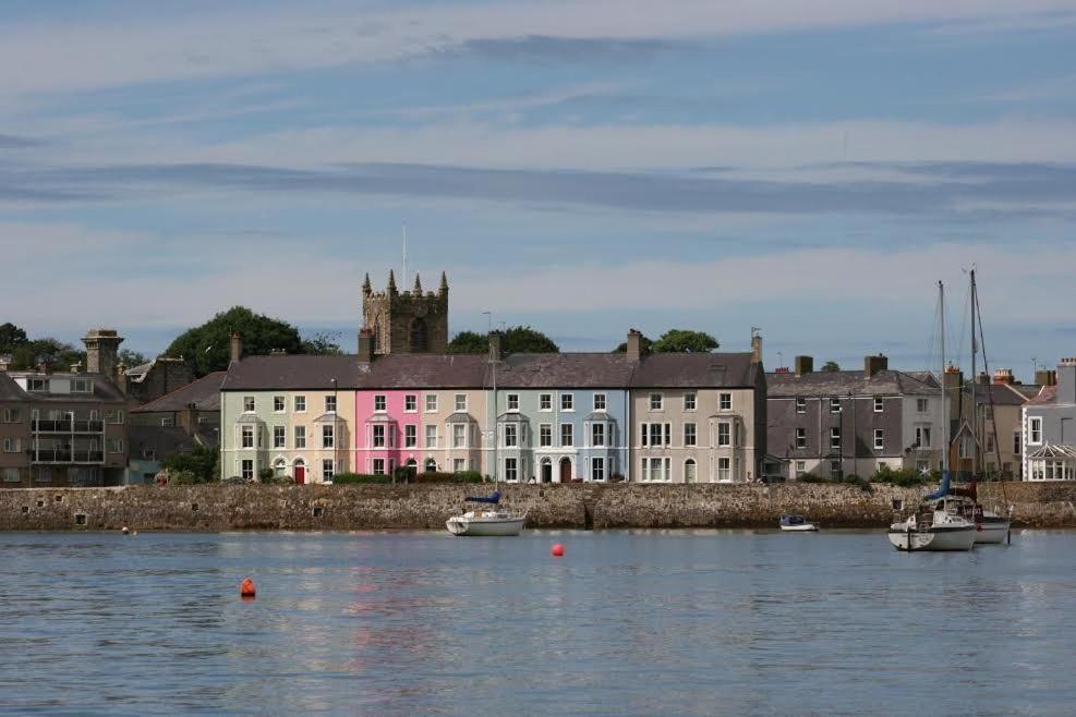 Vila Castle View Beaumaris Exteriér fotografie